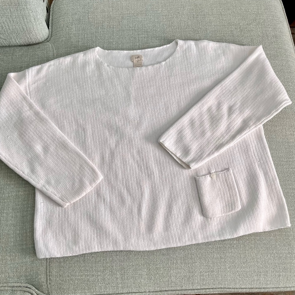 J JILL Cropped Boxy Sweater. Left Front Pocket. White. Medium